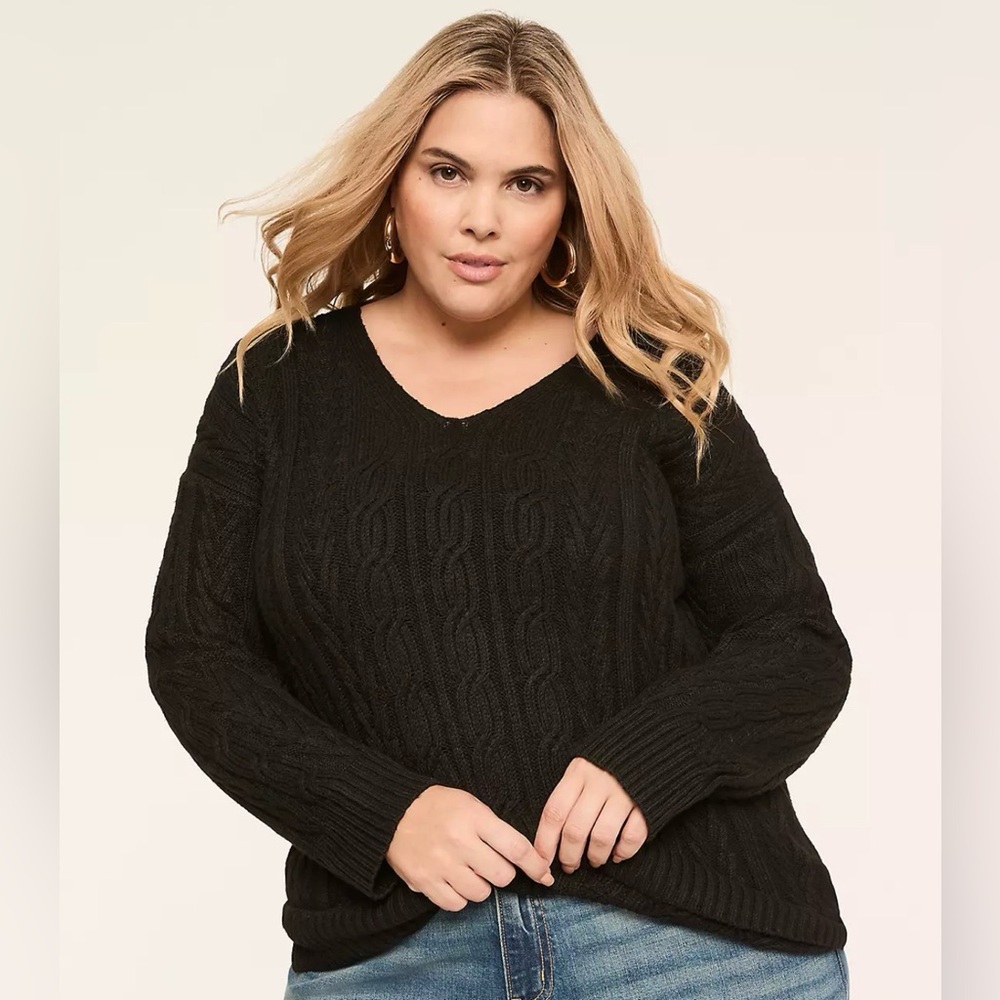 Women’s Layne Bryant Black Cable Knit Sweater Size: 26/28